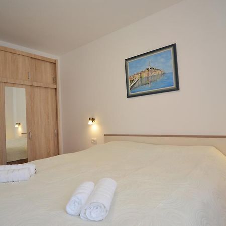 Apartment Dina 52 Rovinj Zewnętrze zdjęcie